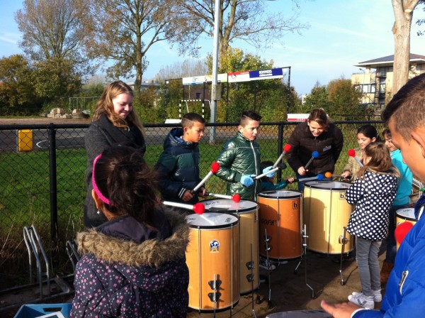 soource: https://www.musicianswithoutborders.org/projects/welcome-notes/programs/